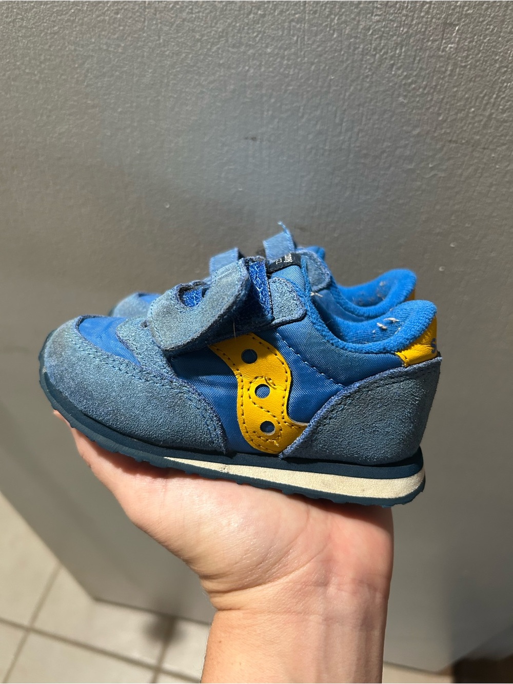 Saucony Kids Blue & Yellow Hook-and-Loop Sneakers